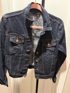 Gap 1969 Dark Wash Denim Jacket – Women’s Small – Classic Trucker